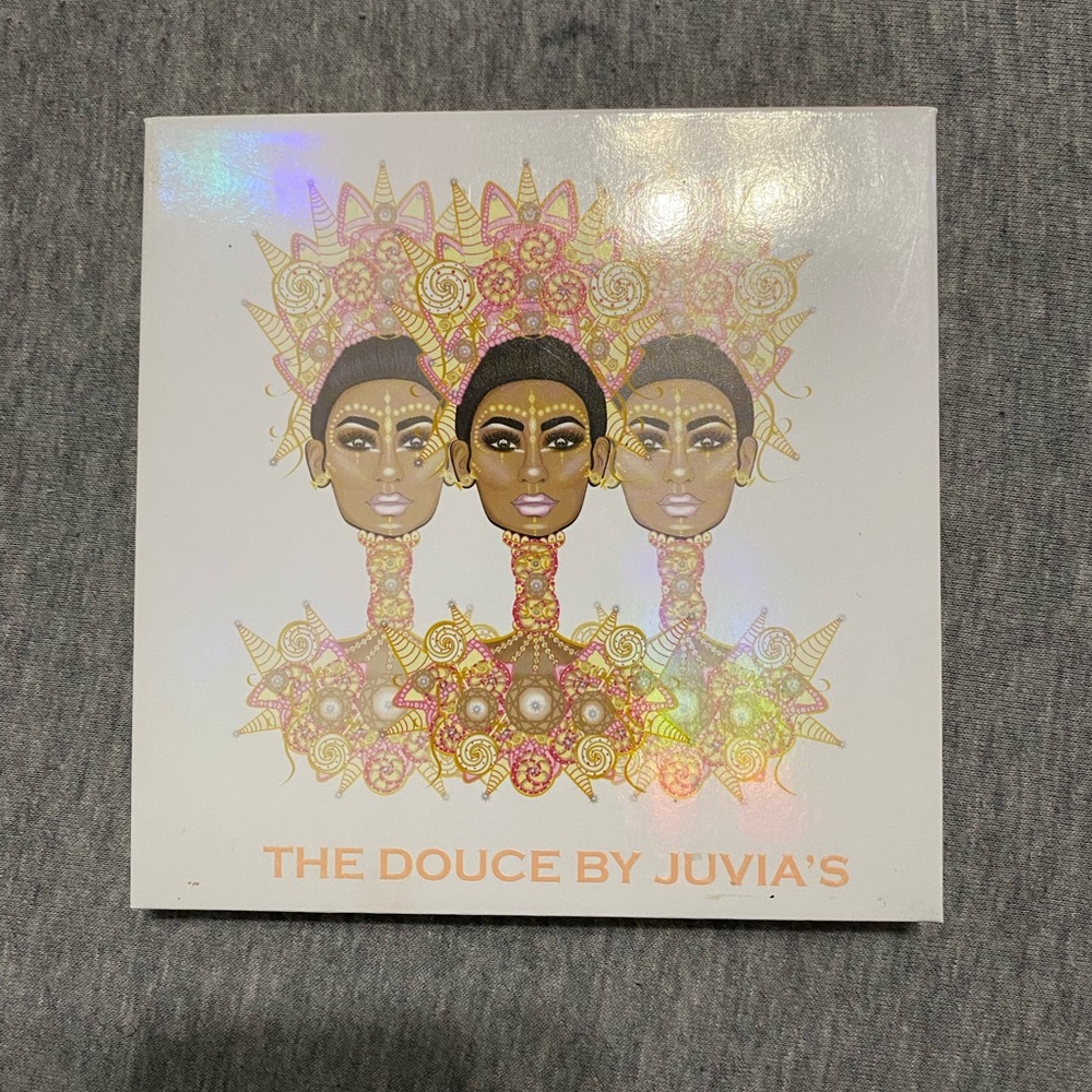 The Douce by Juvias